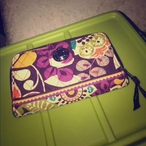 Vera Bradley turn lock wallet